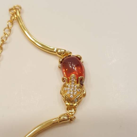 Bracelets gold plated metal with red stone. - Picture 2 of 7